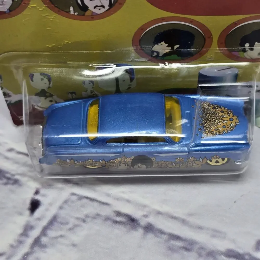 Hot Wheels The Beatles Yellow Submarine 50th Anniversary 3/6 Fish’d N Chip’d Car